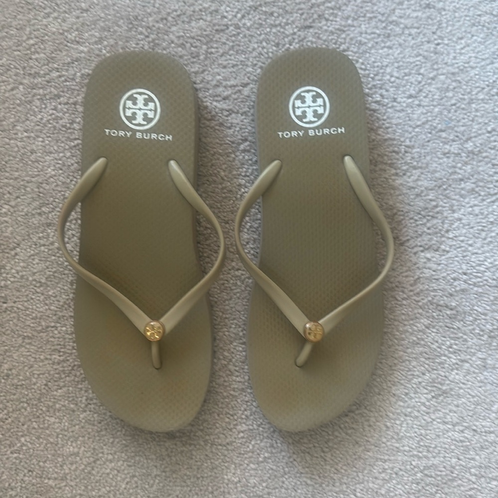 New Tory Burch sandals size 11